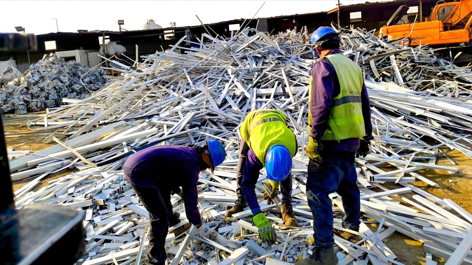 {"remix_data":[],"remix_entry_point":"challenges","source_tags":["local"],"origin":"unknown","total_draw_time":0,"total_draw_actions":0,"layers_used":0,"brushes_used":0,"photos_added":0,"total_editor_actions":{},"tools_used":{"ai_enhance":1,"transform":1,"enhance":1},"is_sticker":false,"edited_since_last_sticker_save":true,"containsFTESticker":false}